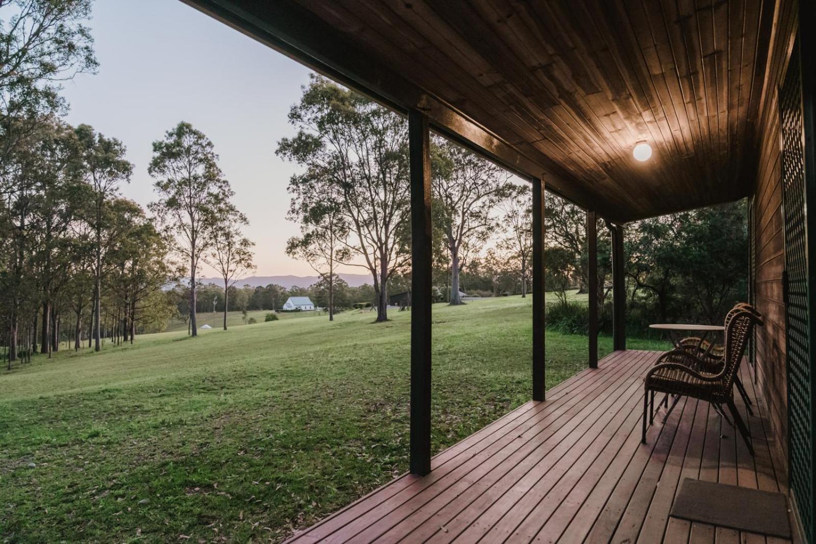 Cabins At Lovedale Wedding Chapel מראה חיצוני תמונה